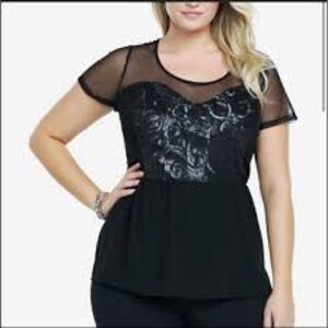 Torrid black 1X sequins Illusion mesh lace concert career short sleeve top